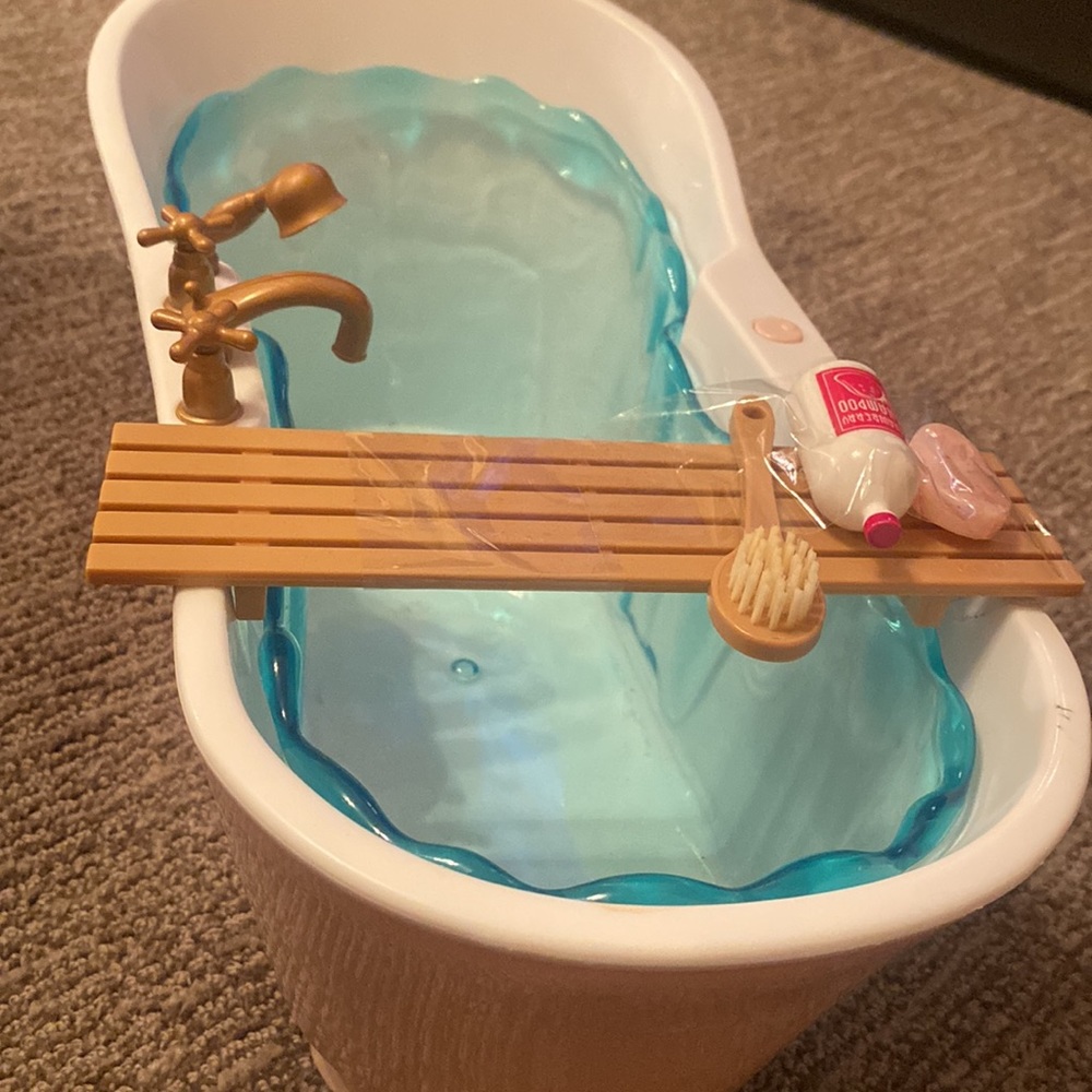Our Generation Bath & Bubbles Bathtub - Picture 2 of 7